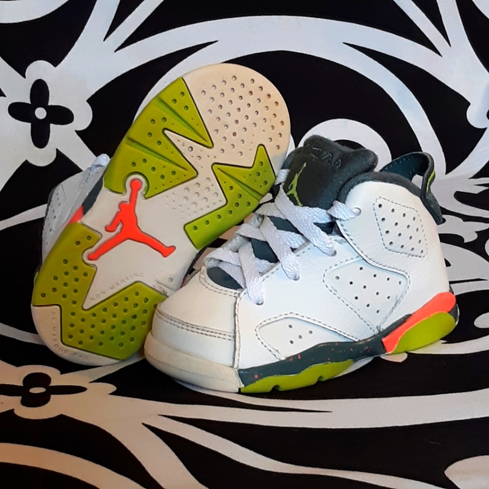 Nike Air Jordan 6 Retro BT Infant Baby Shoes - Size 6c - White Green